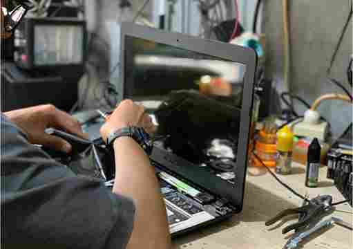 10 Tempat Service Laptop Jakarta Selatan Terbaru 2023 Panggilan, Asus, Lenovo
