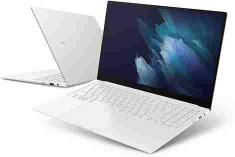 10 Toko Laptop Batam 2024 Terlengkap, Jual Laptop Murah Berkualitas