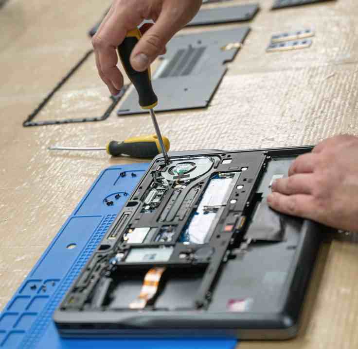 SERVICE LAPTOP UNGARAN