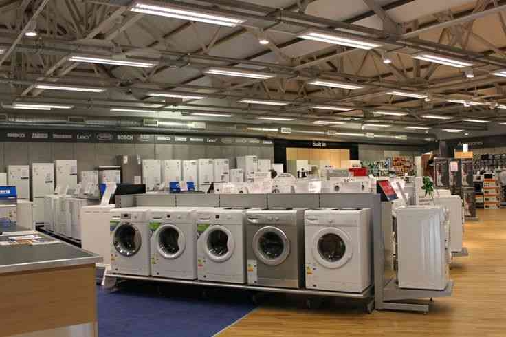 toko elektronik padang